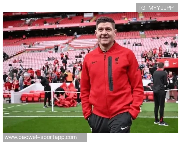 前利物浦后卫马丁凯利宣布退役杰拉德是最佳搭档